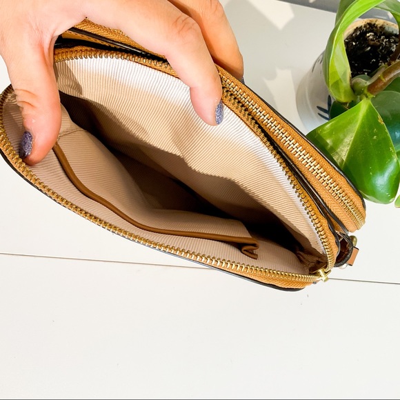 NWOT Radley London Soft Leather Brown Crossbody Bag (Duke's Place) - Picture 9 of 13